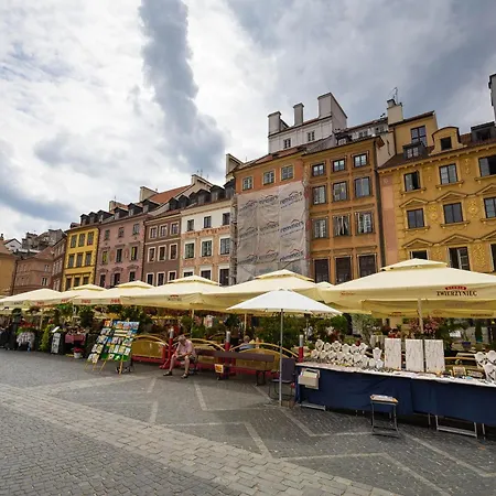 Rynek Starego Miasta A *