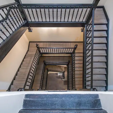 Apartment Rynek Starego Miasta A *